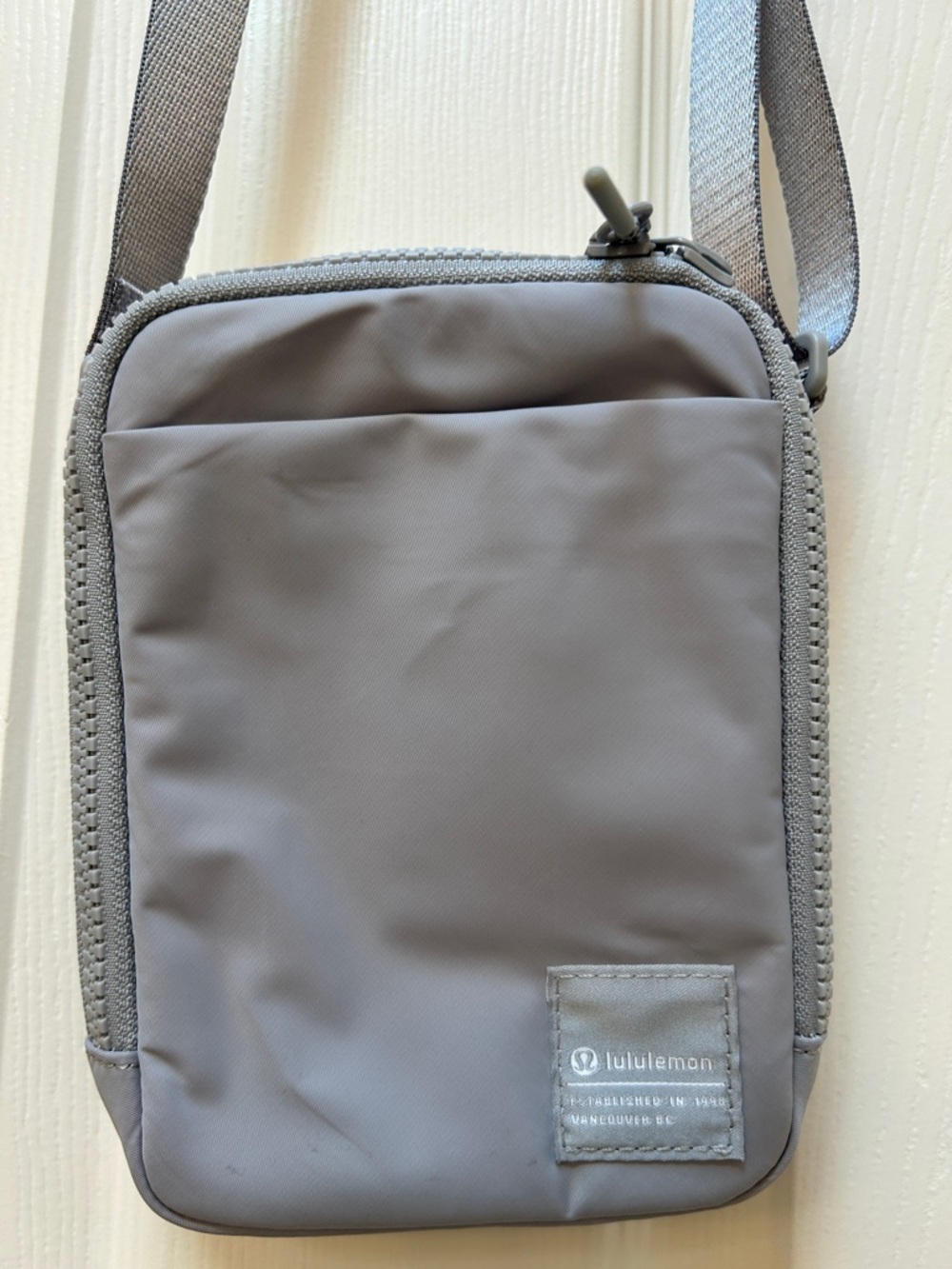 Lululemon Athletica Easy Access Crossbody Bag